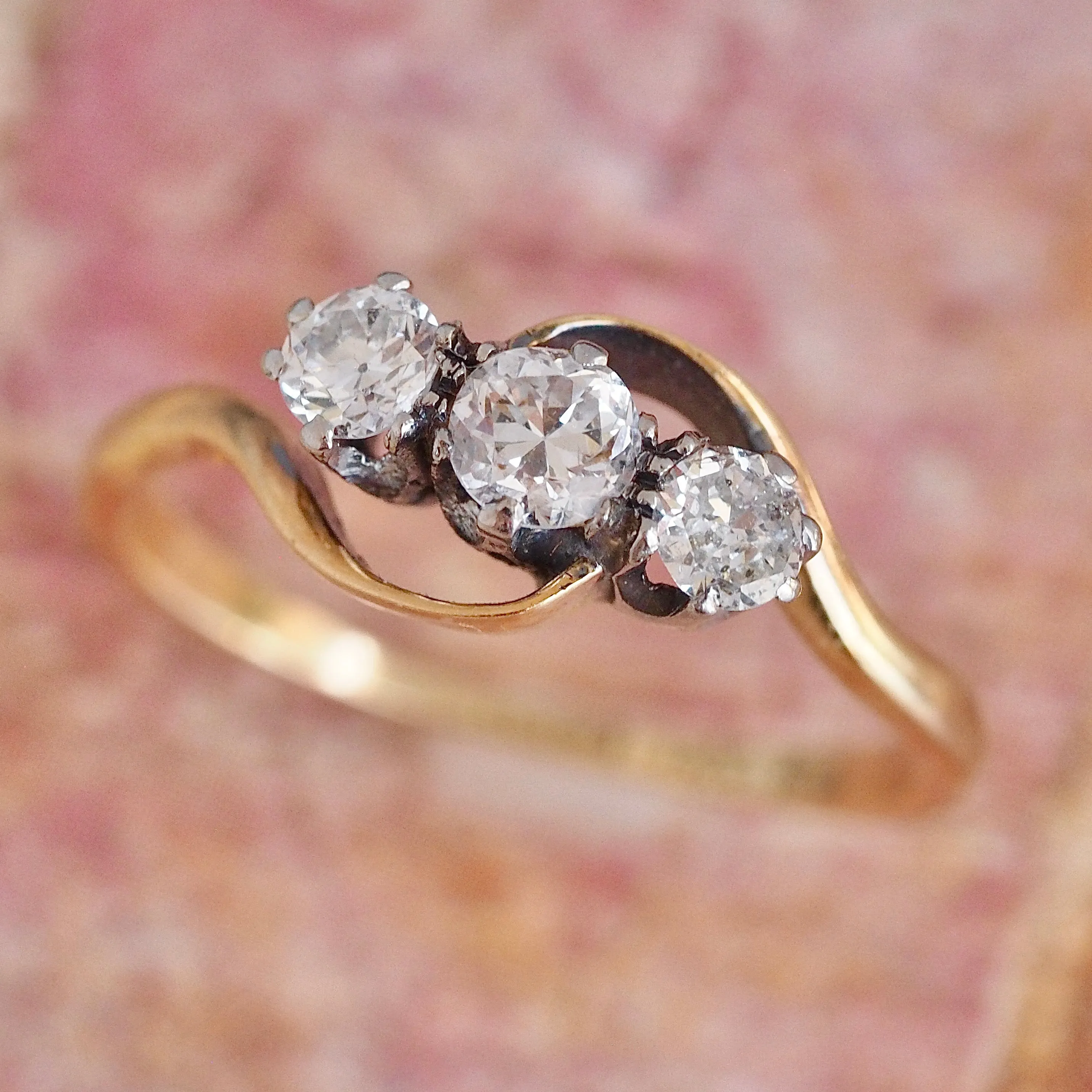Antique 18k Gold Platinum Old European Cut Diamond Trilogy Ring