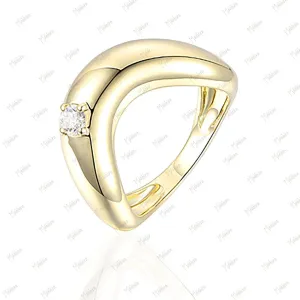 Diamond Curved Band Ring in US Size 6