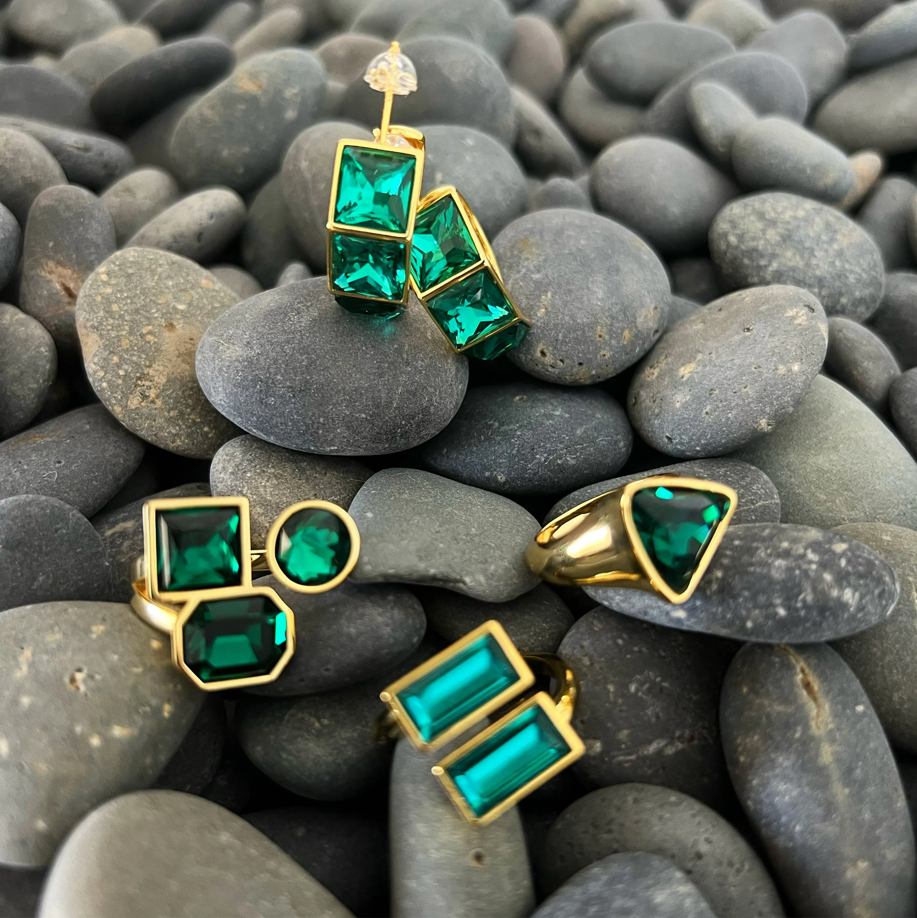 Green Triangle Stone Ring